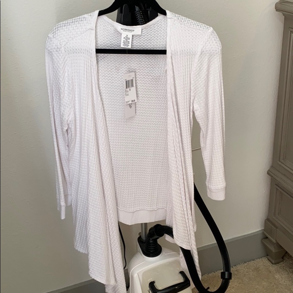 NWT white flowy cardigan by Workshop sz M